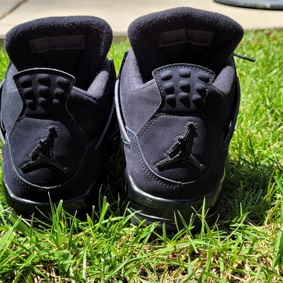Air Jordan 4 Black Cat (Authentic) - Picture 6 of 12